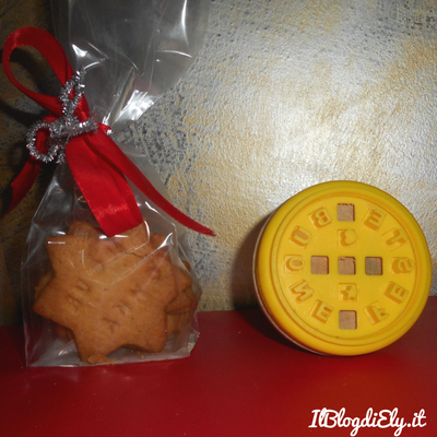 biscotti con auguri di natale