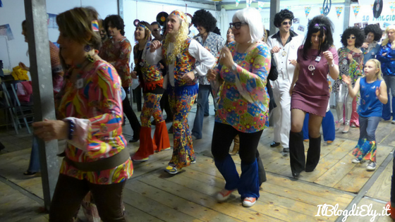 consigli per organizzare una festa anni 70